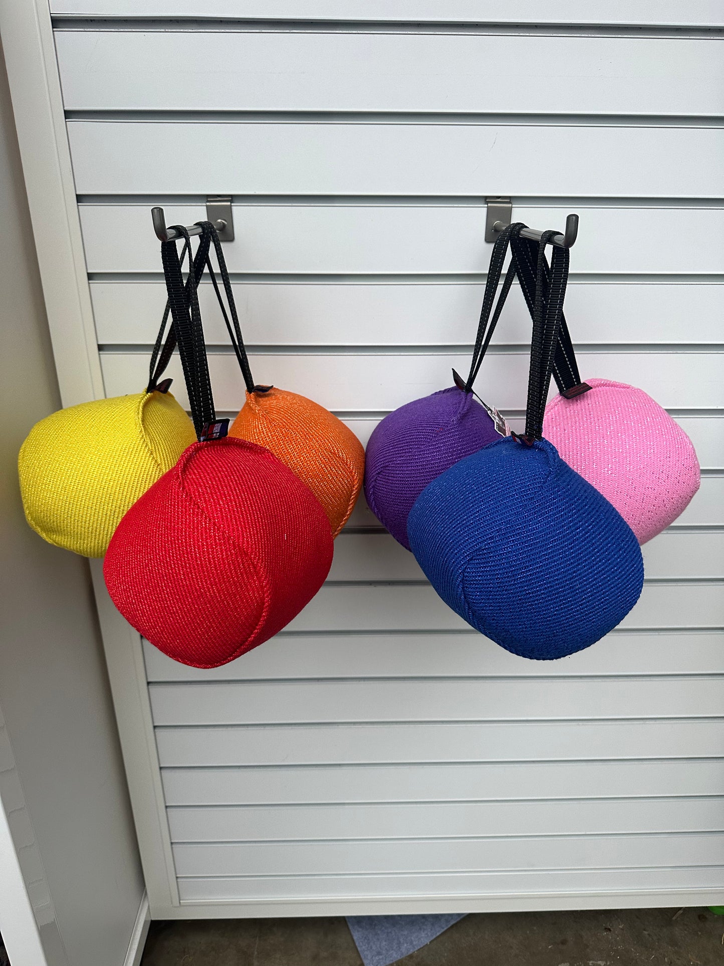 Medium Tug Ball – French Linen
